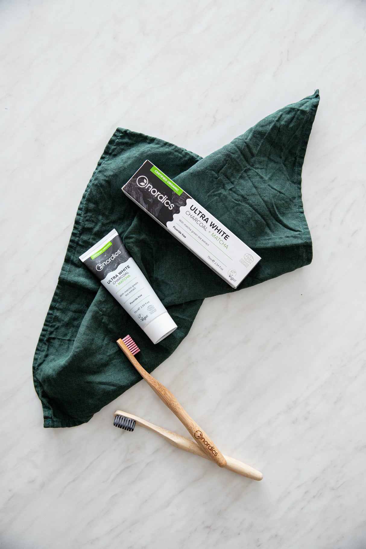Ultra white Toothpaste - Charcoal + Matcha