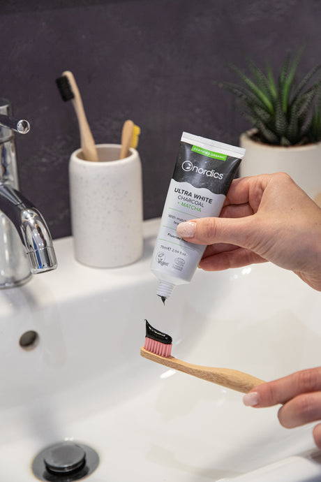 Ultra white Toothpaste - Charcoal + Matcha